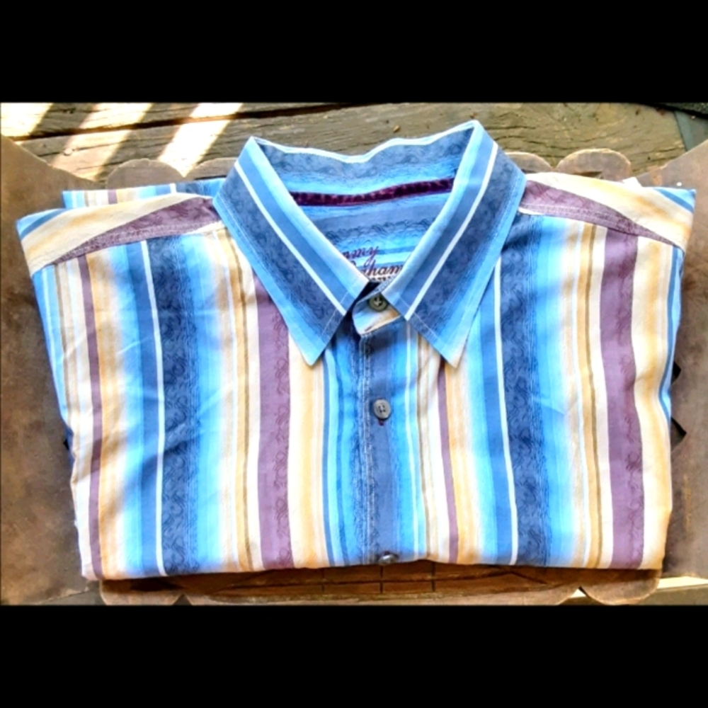 TOMMY BAHAMA DENIM SHIRT